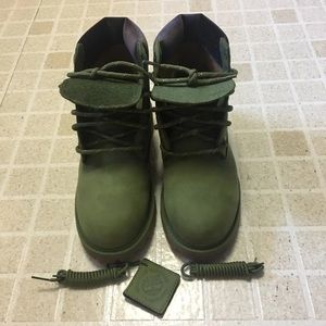 ❗️SOLD❗️Green Timberland Boots